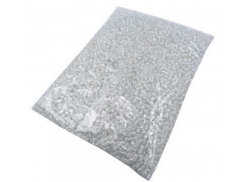 Koraliki szklane 4mm kulki drobne 18168 PRZEZROCZYSTE Z BIAŁYM ŚRODKIEM Z DELIKATNIE WPADA W OPAL cena za 100g hurtownia