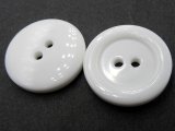 22mm Guziki ozdobne 12 sztuk kolor BIAŁY OFF WHITE Z POŁYSKIEM K254 guzik plastikowy do przyszycia dwudziurkowy