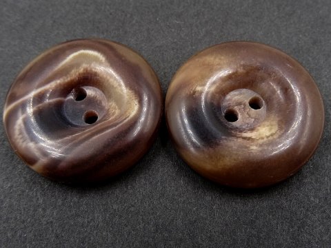 26mm Guziki ozdobne HURT 144 sztuki kolor BRĄZ MELANŻ K275 guzik ozdobny do płaszcza marynarki swetra płaszczowy dwudziurkowy