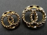 17mm Guziki metalowe DWA RINGI 1 sztuka -P- kolor ZŁOTY guziki ozdobne guzik metalowy ciężki na stopce sklep z guzikami Warszawa