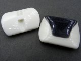 36-27mm Guziki ozdobne 1 sztuka kolor OLD WHITE K261 guzik nieregularny bardzo duży do przyszycia na stopce krytej