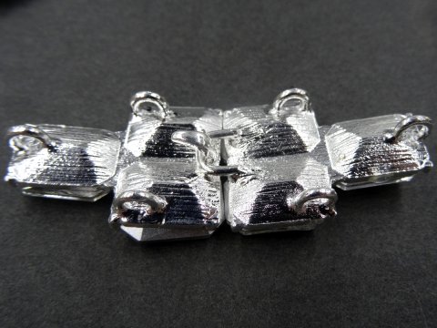 Zapięcie metalowe 57-20mm SREBRNE z CYRKONIAMI -11- cena 1 sztukę zapięcia ozdobne typu haftka pasmanteria GOLD-POL