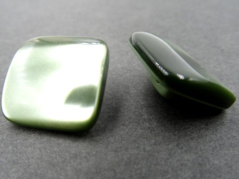 18mm Guziki ozdobne hurt 144 sztuk kolor ZIELONY OLIWKA K826 guzik na stopce do marynarki płaszcza swetra sklep z guzikami