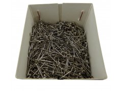 Szpilki 15mm stalowe 250g...