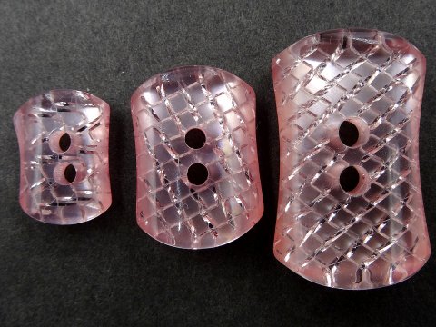 20-13mm Guziki ozdobne 12 sztuk kolor RÓŻ BIAŁYSREBRNY K820 guzik ozdobny nieregularny dwudziurkowy do bluzki swetra marynarki
