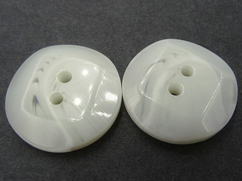 20mm Guziki ozdobne 12 sztuk kolor KOŚĆ SŁONIOWA JASNE ECRU K716 guzik plastikowy dwudziurkowy każdy jest bardzo elegancki