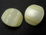 27-23mm Guziki ozdobne 1 sztuka kolor ECRU WANILIOWY K718 guzik plastikowy bardzo duży na stopce włoski elegancki