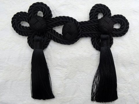 Szamerunki 135mm x 120mm CZARNE cena za 1 parę hiszpańskie ozdobne guziki zapięcie z duzymi chwostami