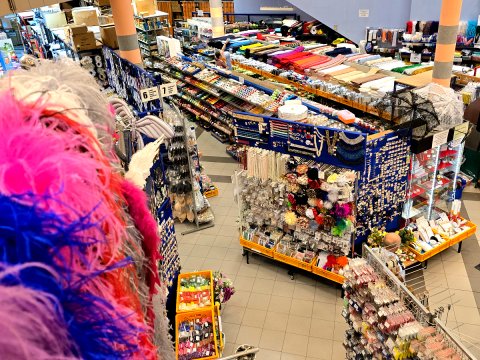 BIO-WOOL 19 CZARNY SADZA 50g 82mRosarios4 100% wełna merino GOTS hurtownia włóczkek GOLD-POL Warszawa