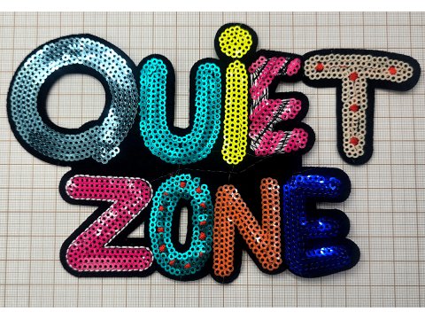 Aplikacja QUIET ZONE cekinowa TERMO NA ŻELAZKO cena za 1szt Outlet Koniec Kolekcji ostatnie sztuki